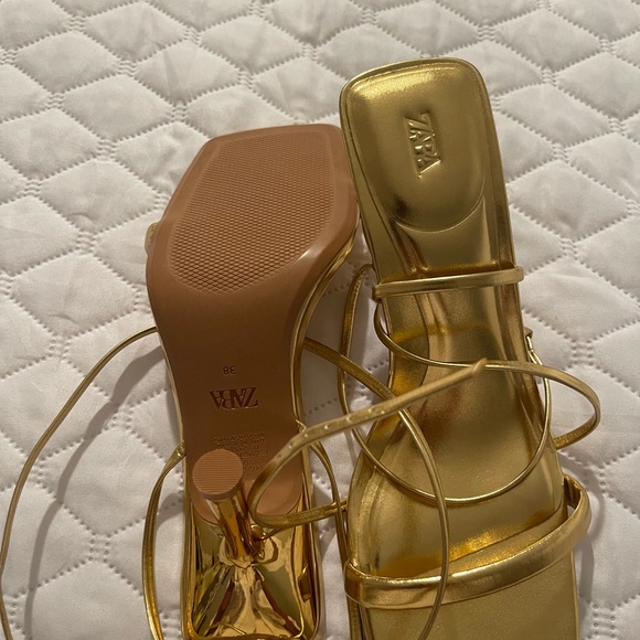 Gold Zara high heel sandal - Picture 4 of 4